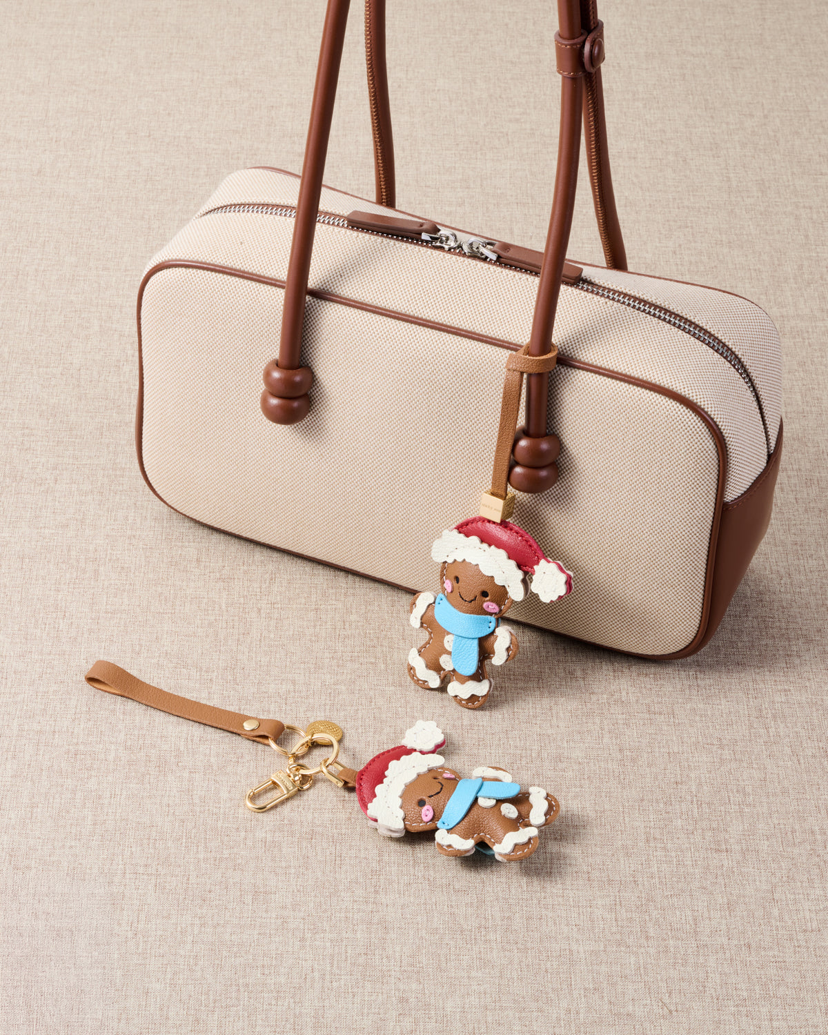 THE GINGERBREAD CHARM | COLLECTIBLE