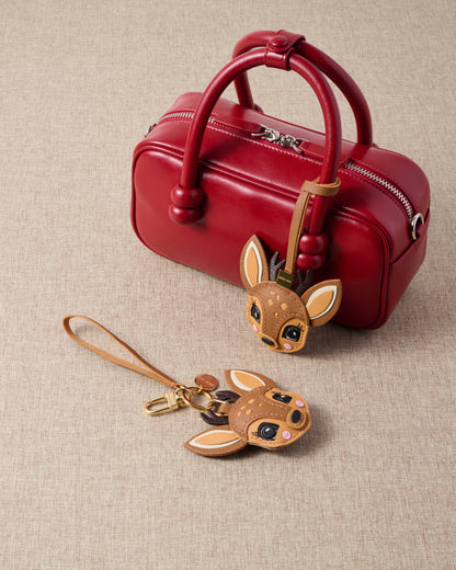 THE CHRISTMAS DEER CHARM