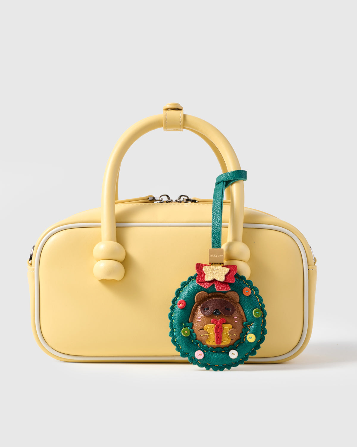 THE HOLIDAY BEAVER CHARM