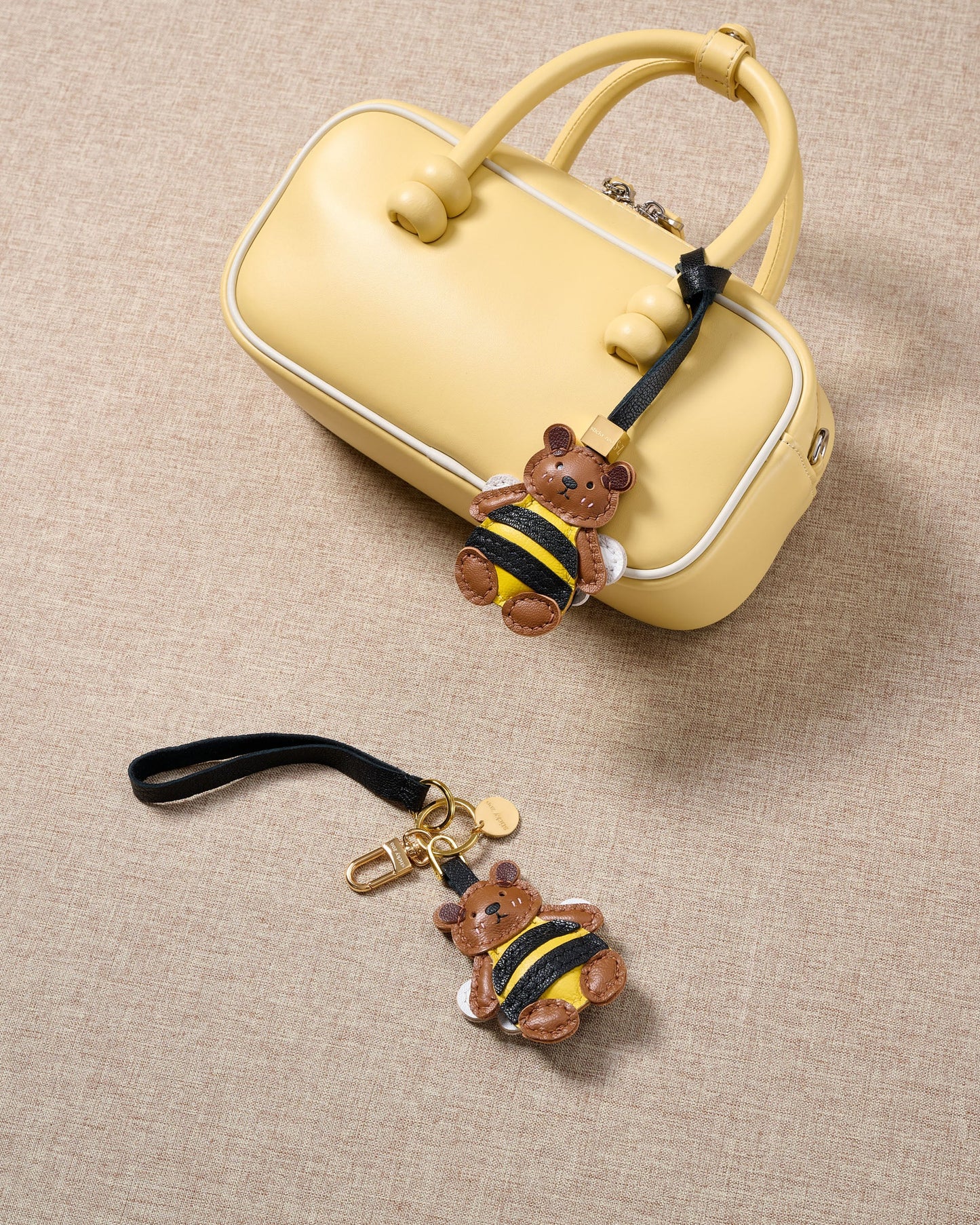 HONEYBUZZ BEAR CHARM