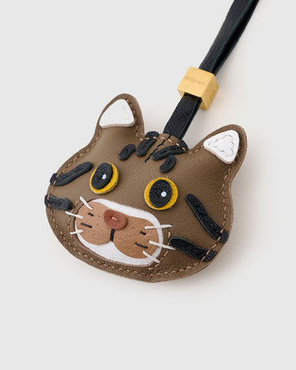 AMERICAN SHORTHAIR CAT CHARM