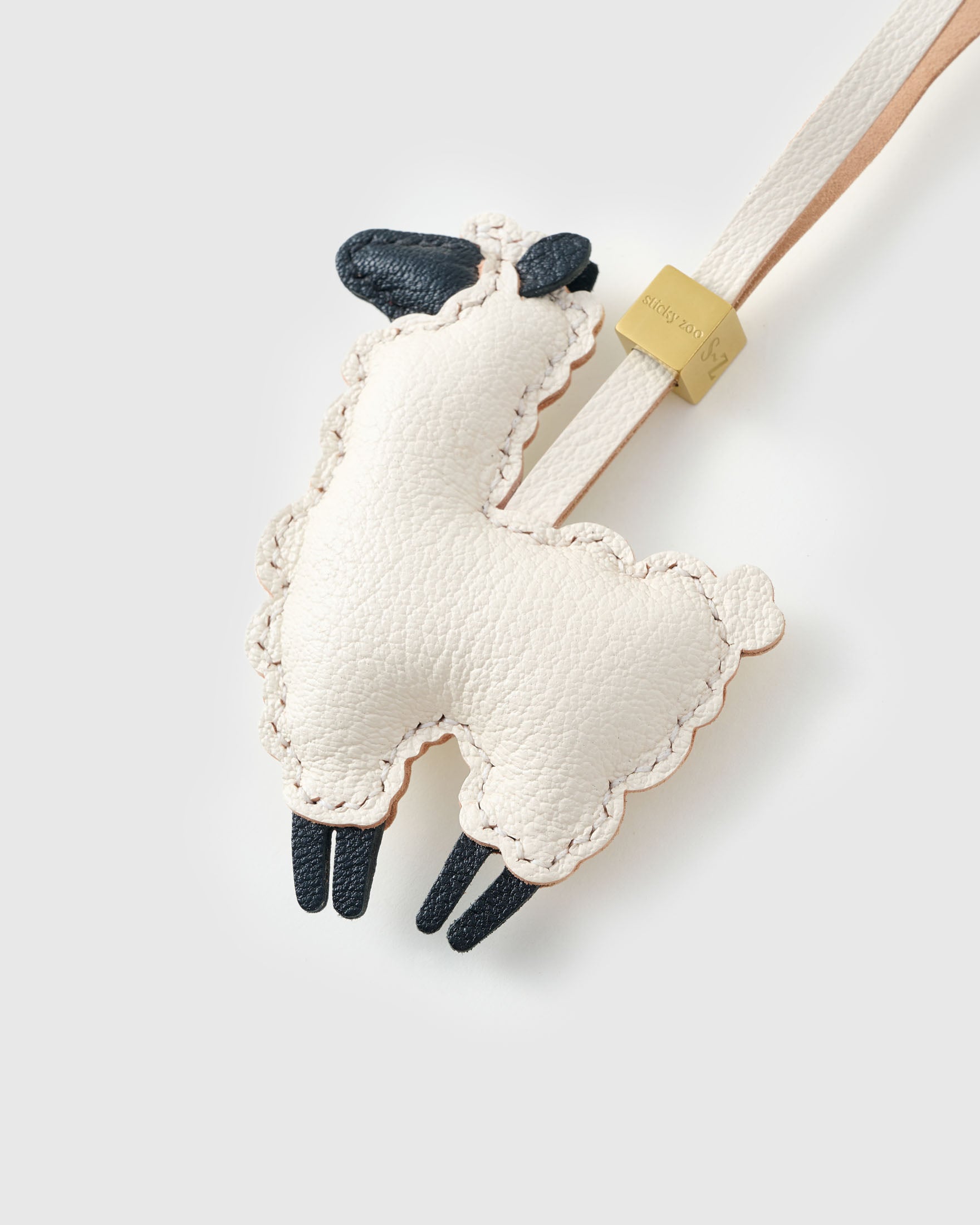 ALPACA CHARM