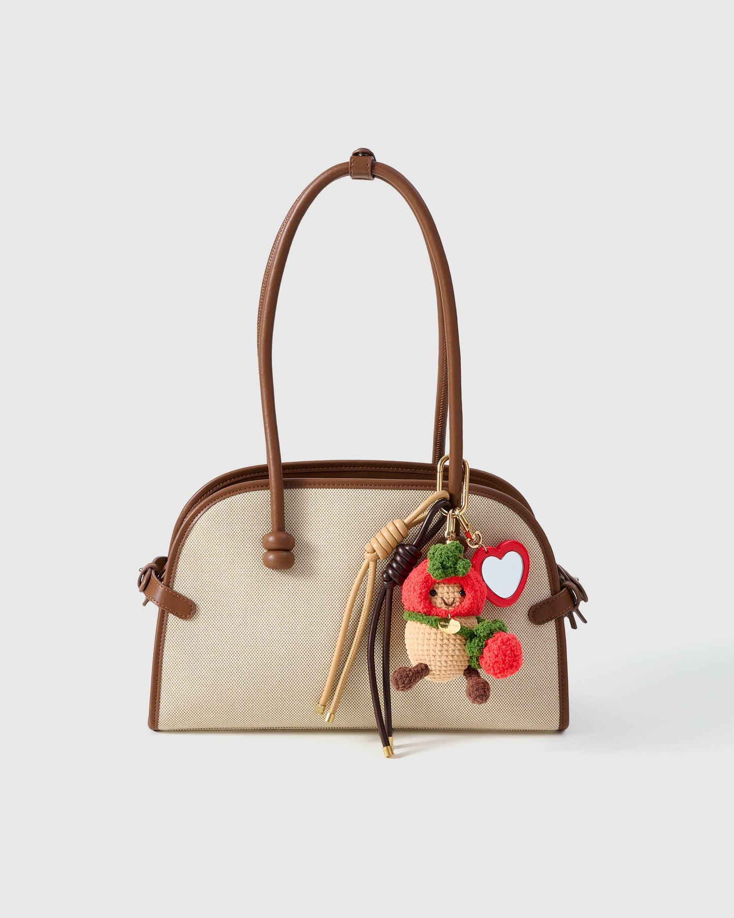 PEANUT TRAVELER HEART STACK CHARM