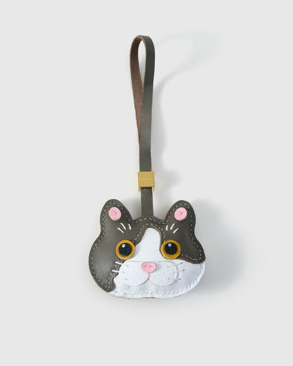 BRITISH SHORTHAIR CAT CHARM – BLACK MUSE EDITION