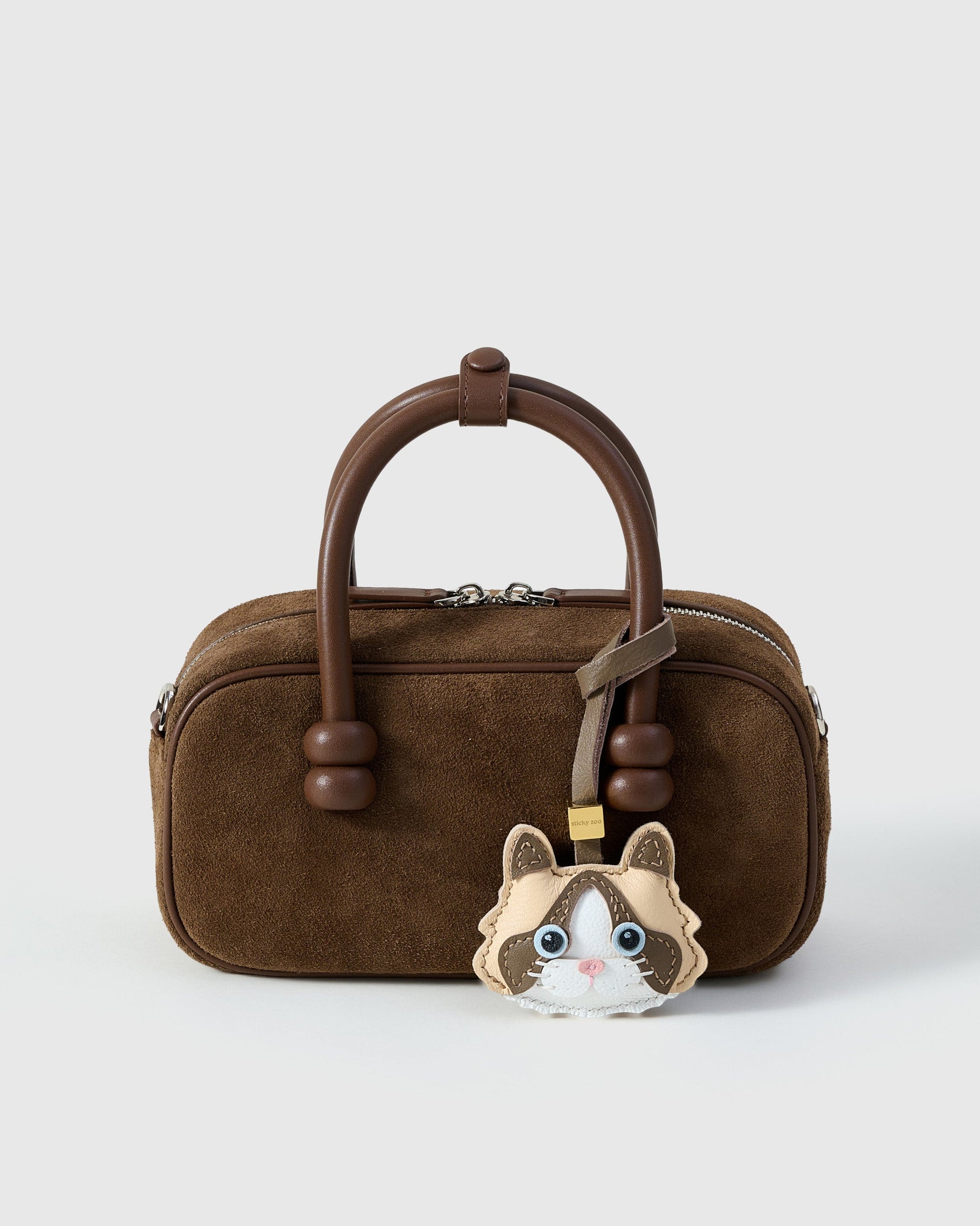 RAGDOLL CAT CHARM – CREAM EDITION