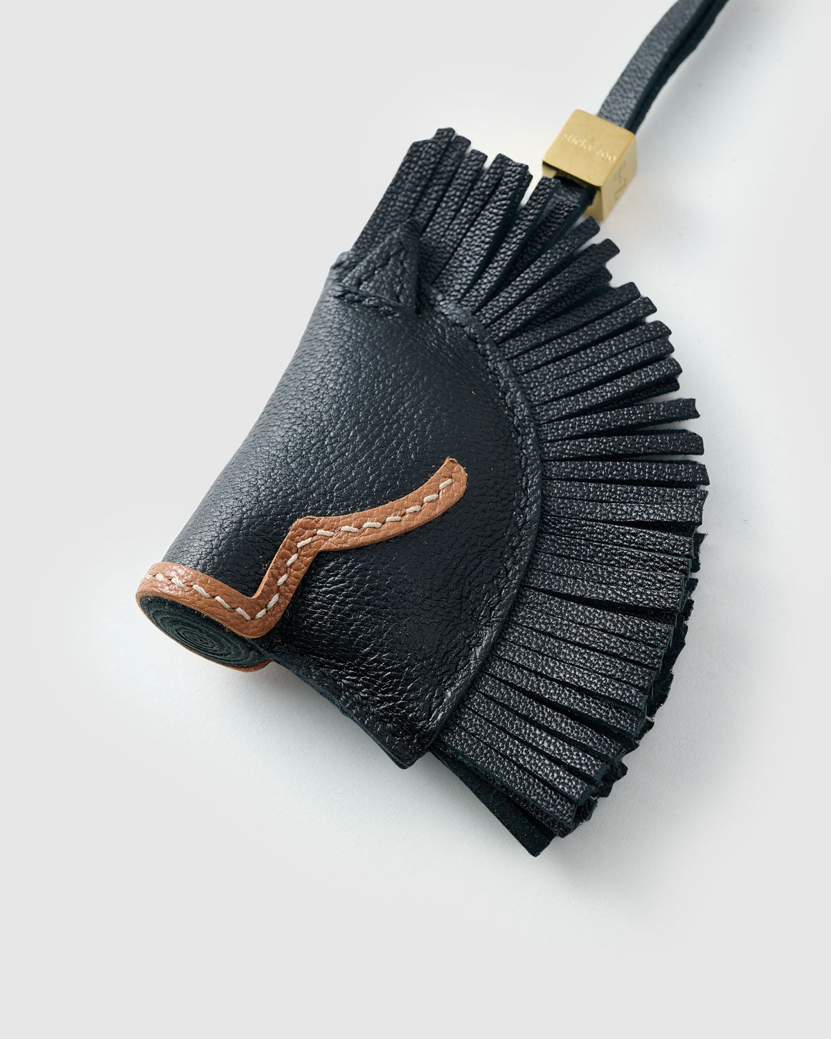 HORSE CHARM | BLACK