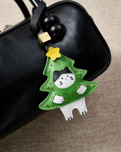 KITTEN IN CHRISTMAS TREE CHARM