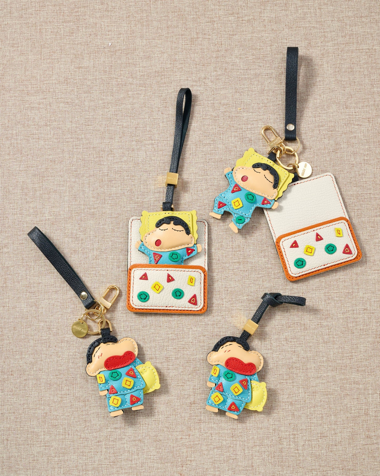 CRAYON SHINCHAN COZY NAP CHARM