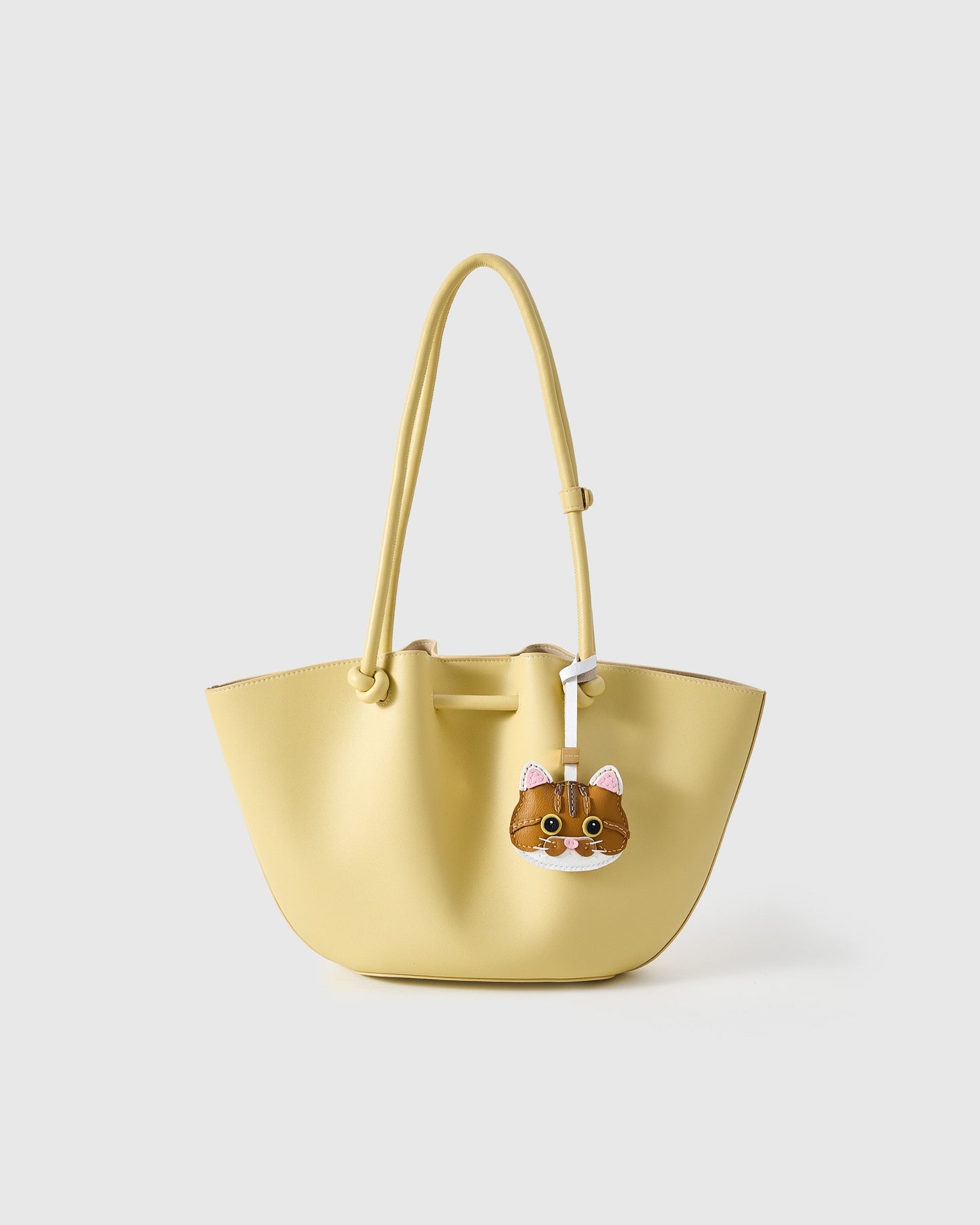 ORANGE TABBY CAT CHARM