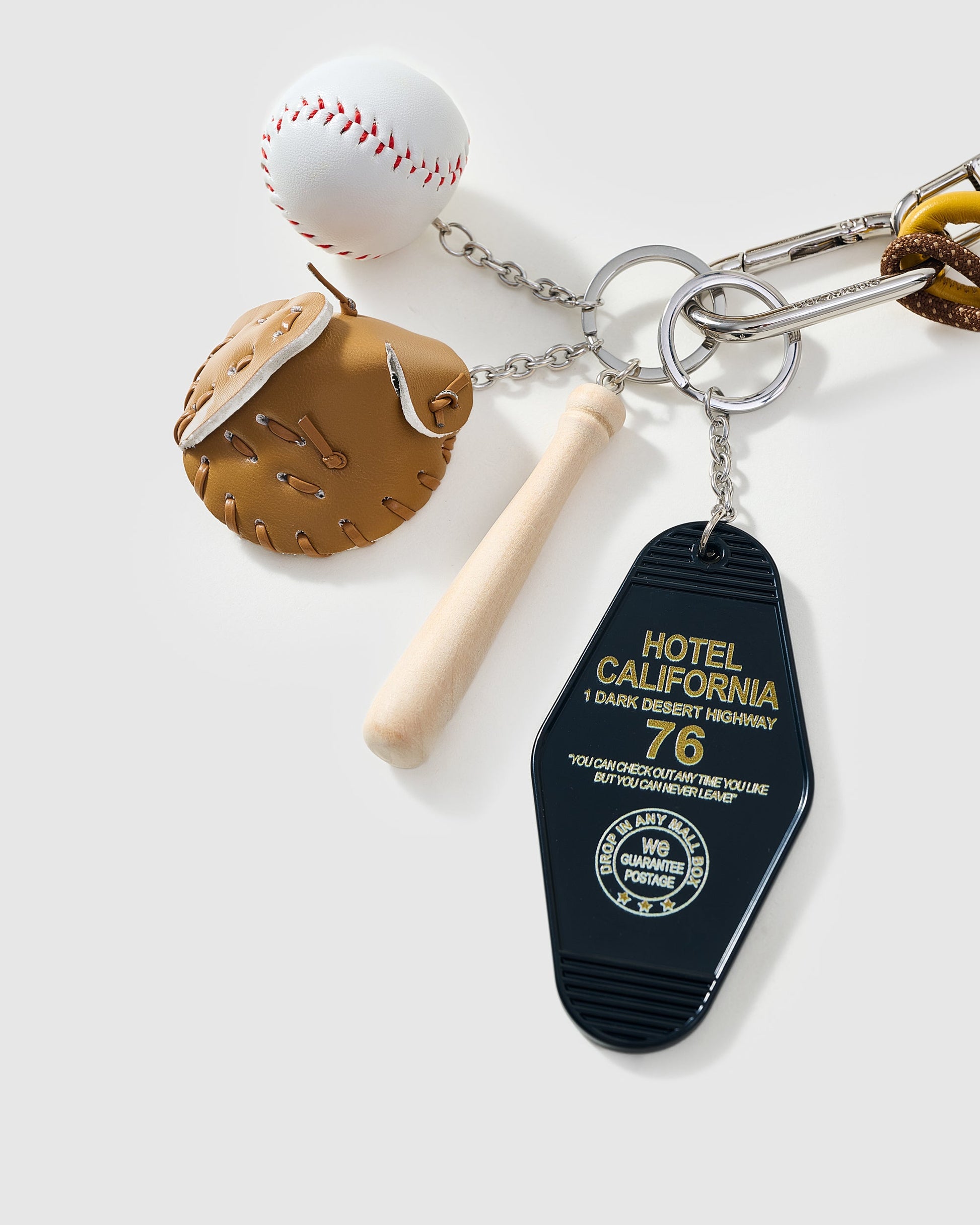 GOLDEN PUPPY BALLPARK STACK CHARM