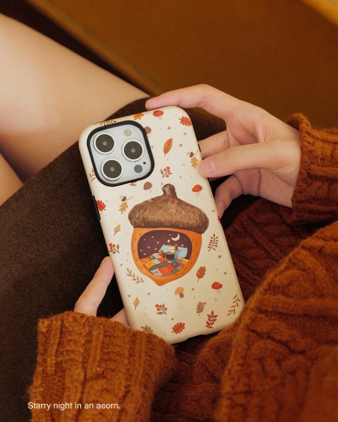 AUTUMN KITTEN CASE