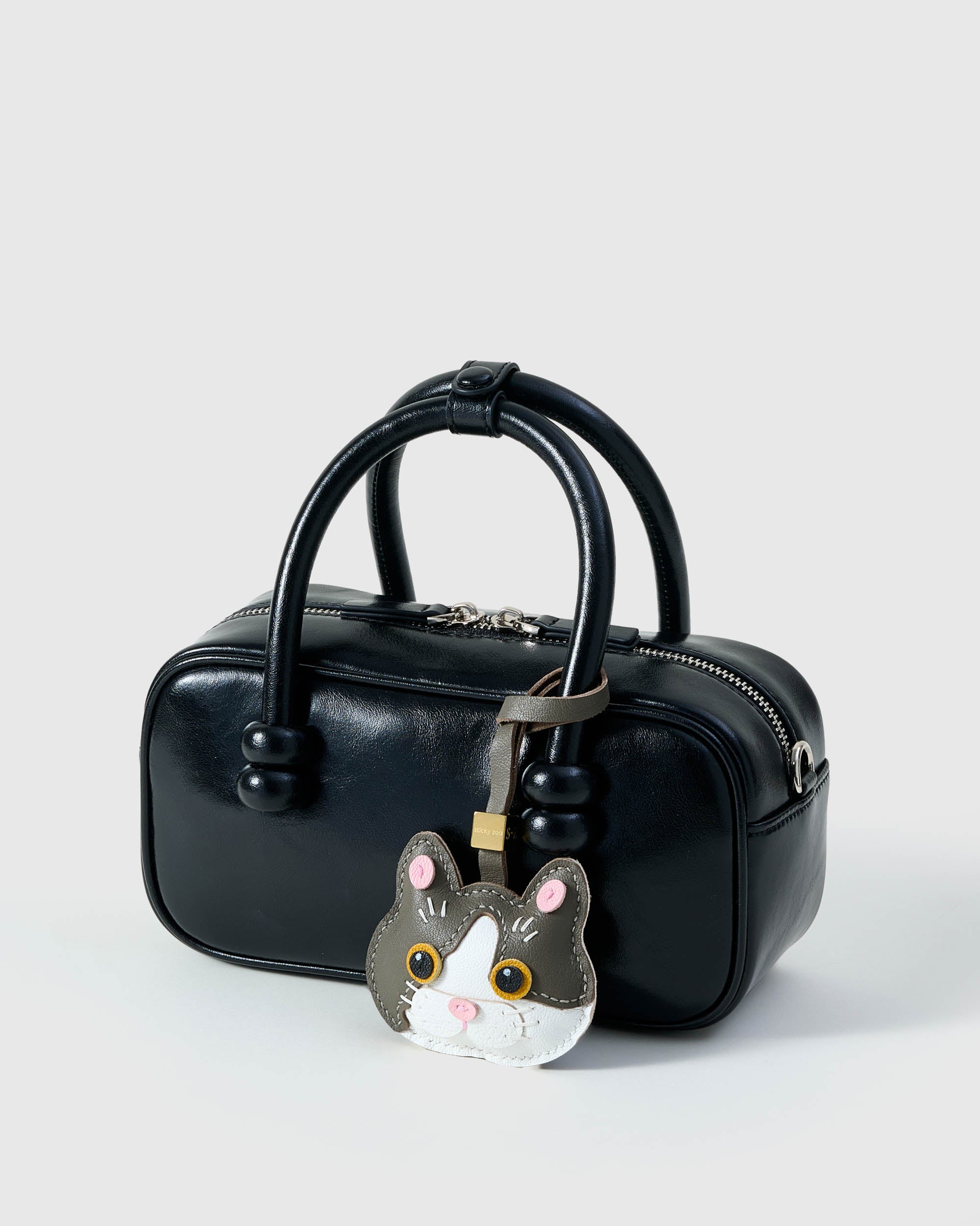 BRITISH SHORTHAIR CAT CHARM – GRAY MUSE EDITION - Image 8