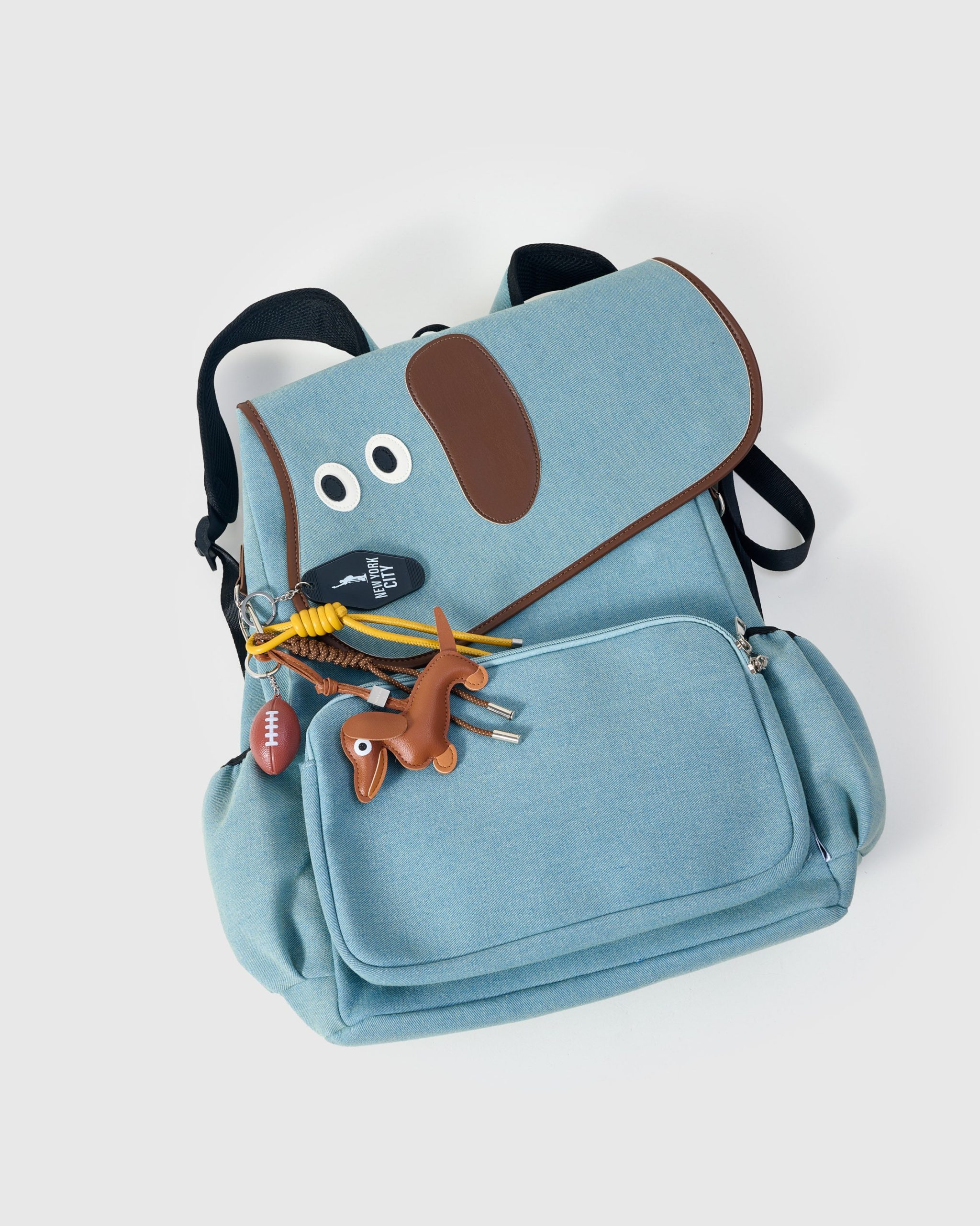 DACHSHUND BACKPACK + CHARM - Image 3