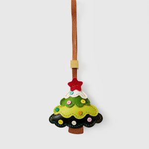 THE MERRY CHRISTMAS TREE CHARM